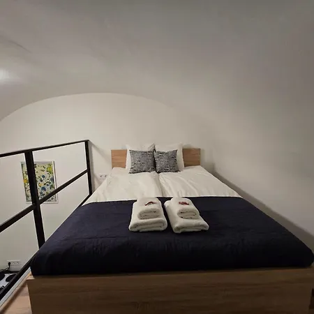 Adi - In The Center Of Apartment *